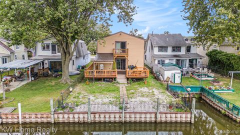 37881 Sunnybrook Street Harrison Charter Township MI 48045