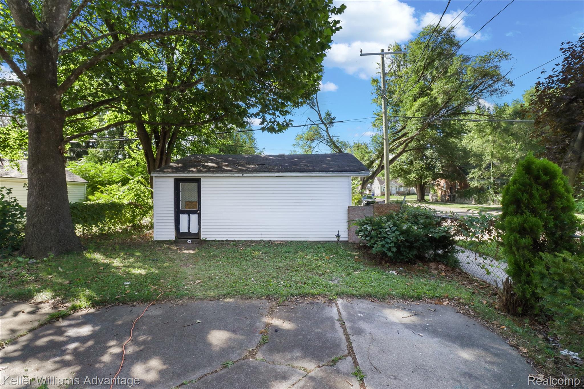 15800 Bringard Drive