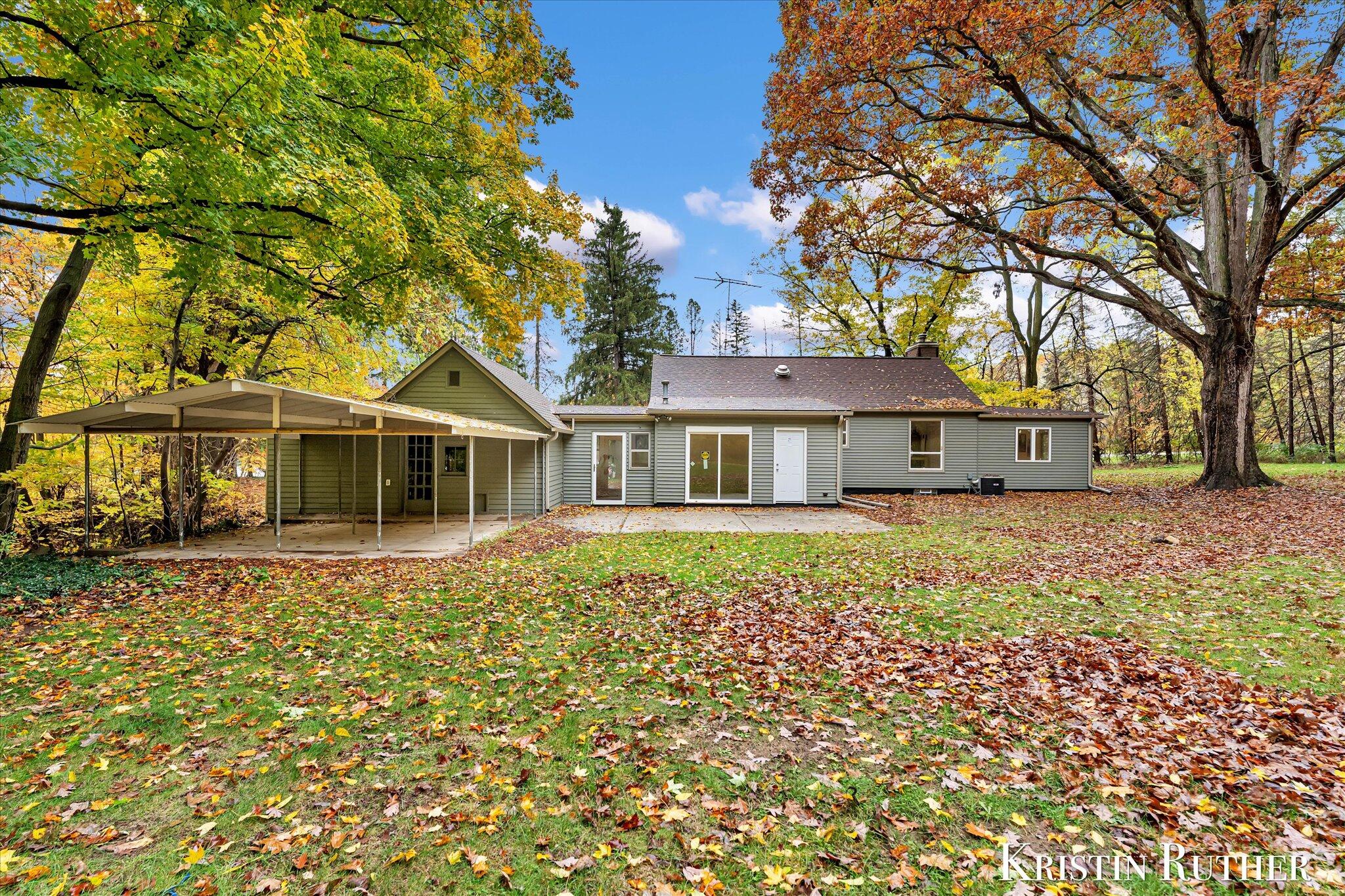 2279 Lake Michigan Drive NW