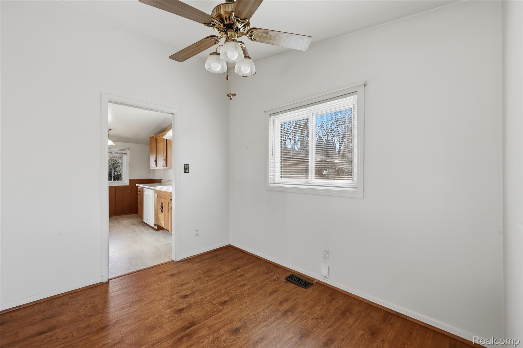 17524 Lathers Street