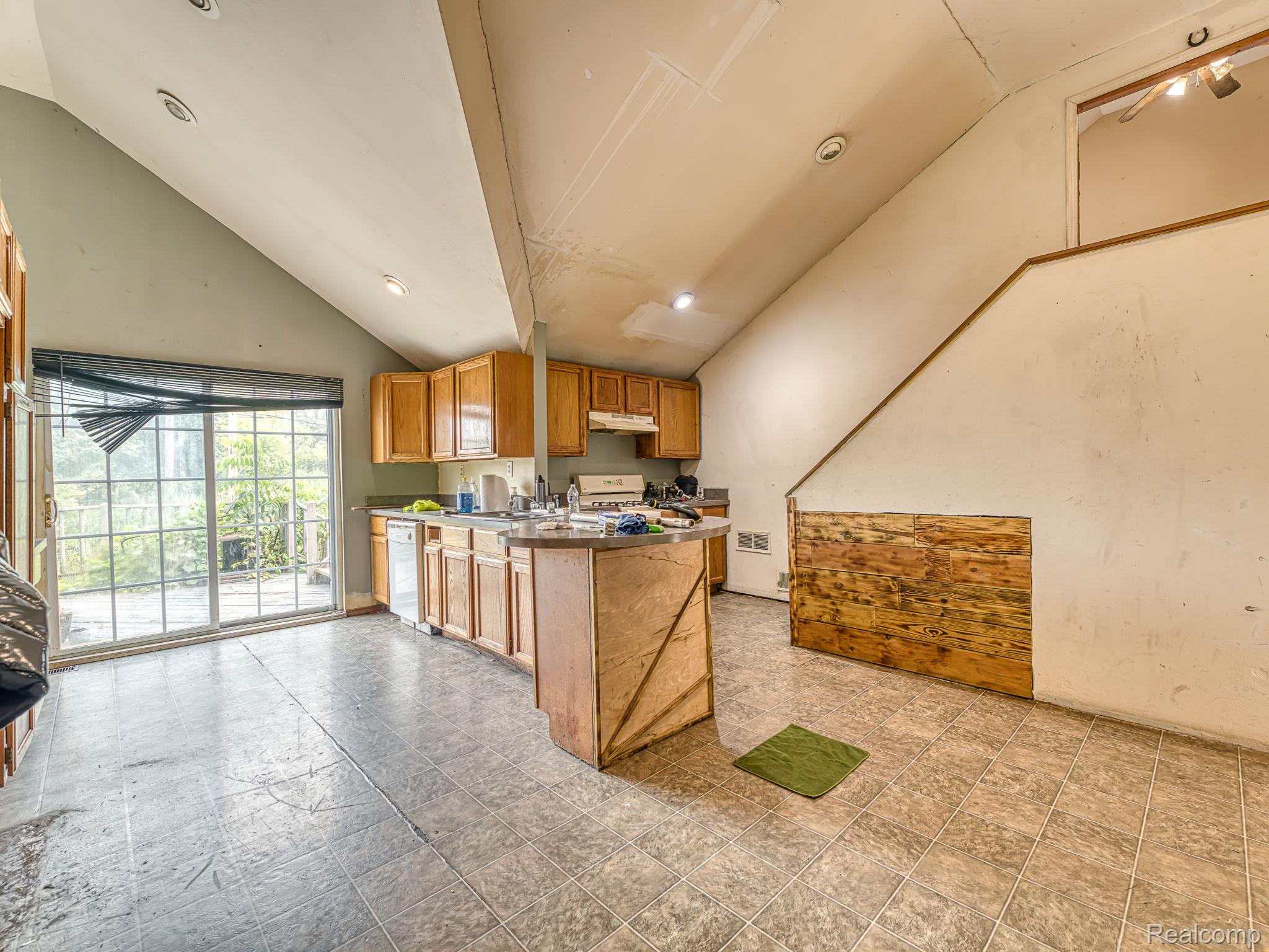 36009 Dan Street