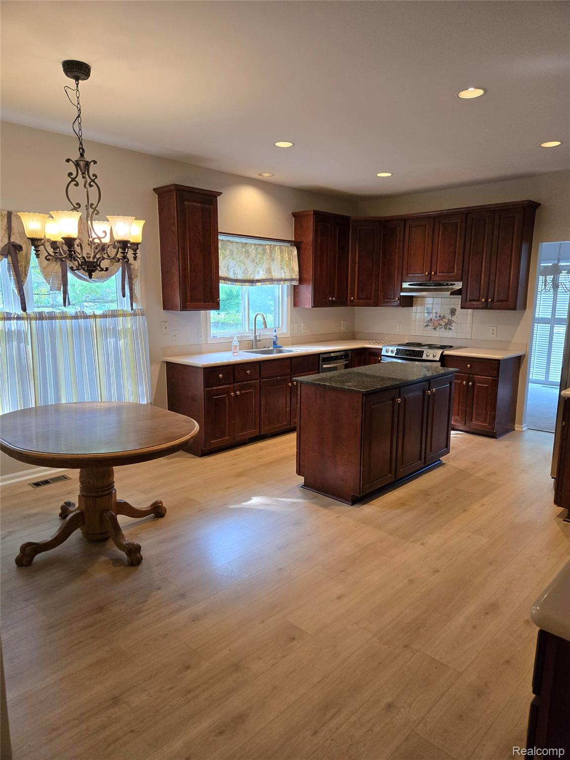 10772 Grassy Knoll Court