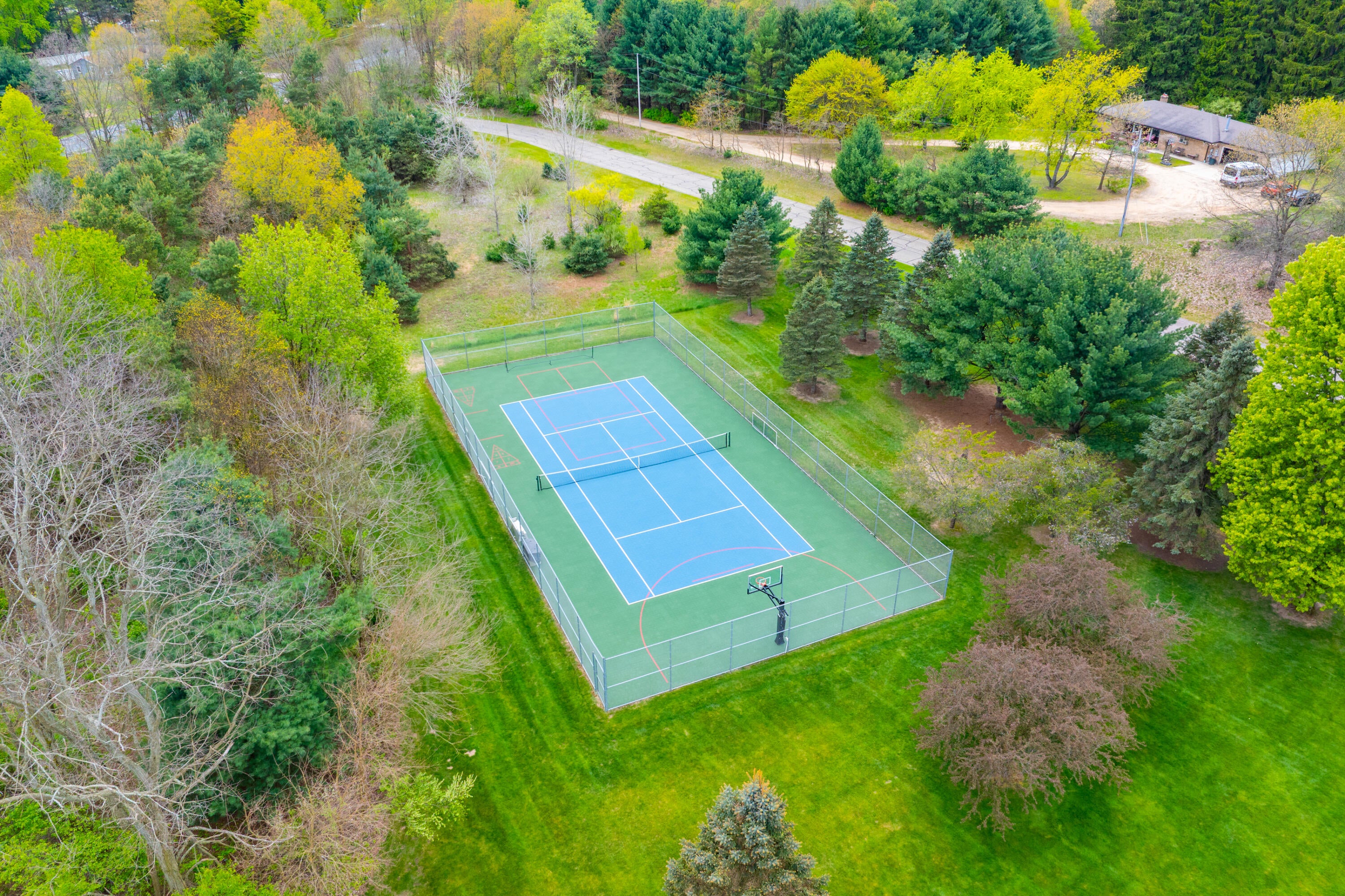 449 S Skyview Drive