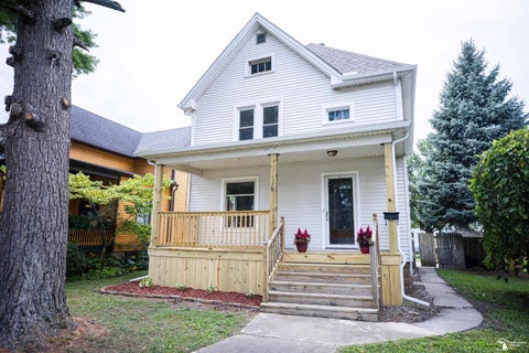 Photo of 328 Union Street, Monroe City, MI 48161 (MLS # 57050220944)