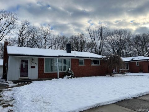 36891 THINBARK Street Wayne City MI 48184