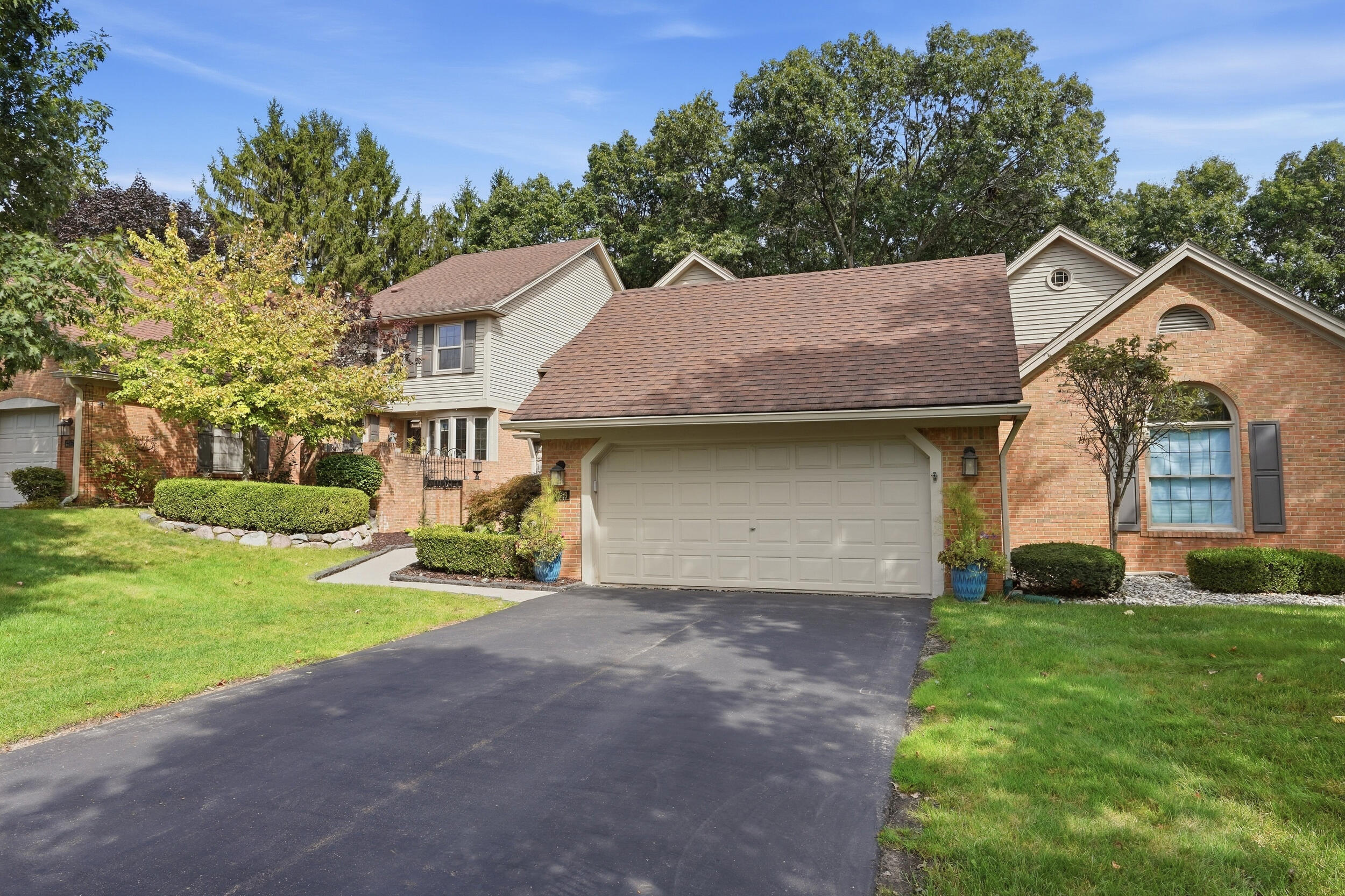 4539 Golf View Drive