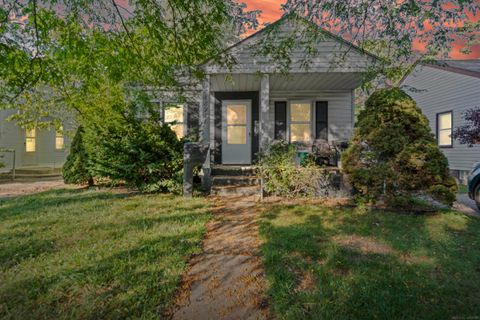 18941 Kingsville Street Harper Woods City MI 48225