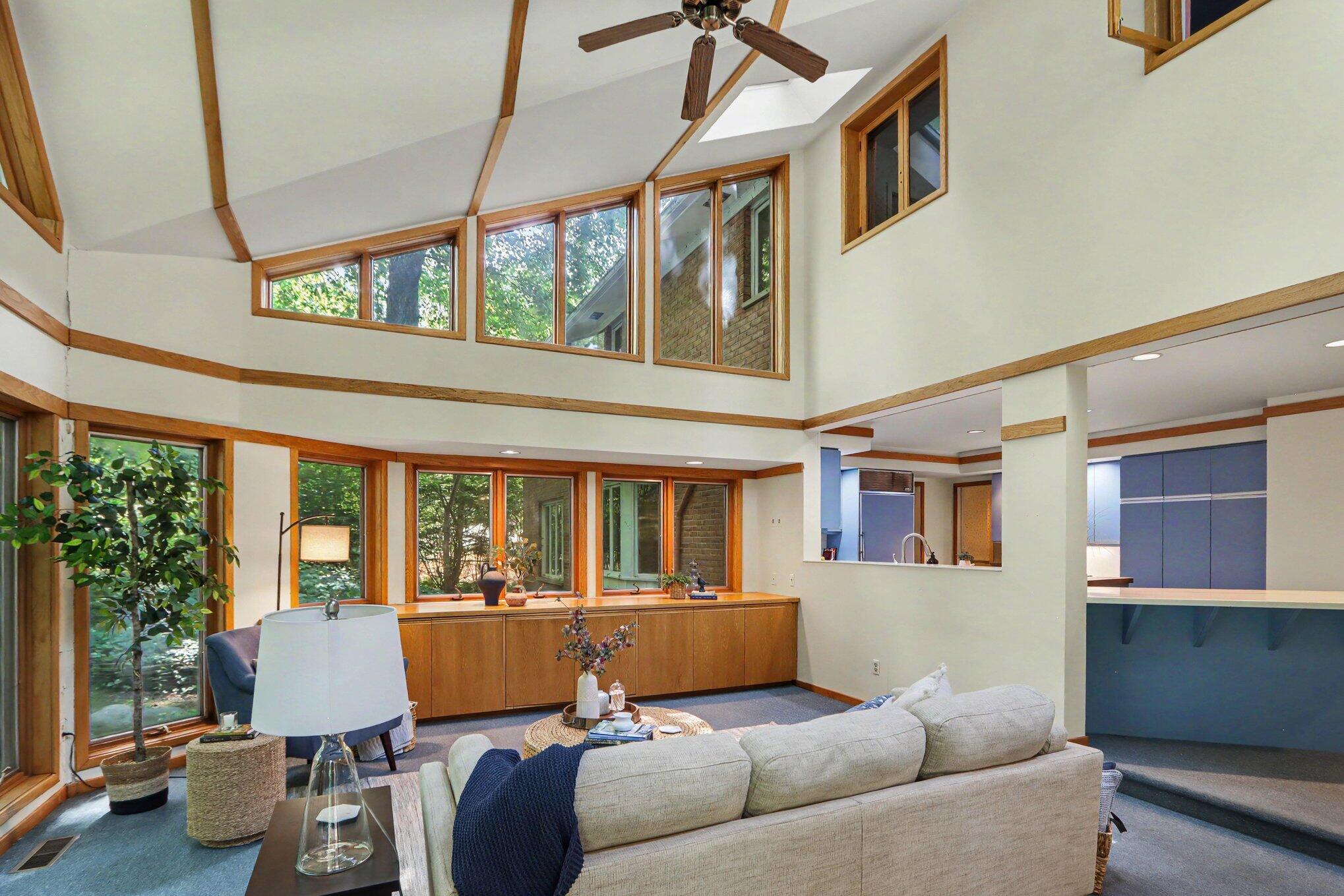 5453 Glen Harbor Drive