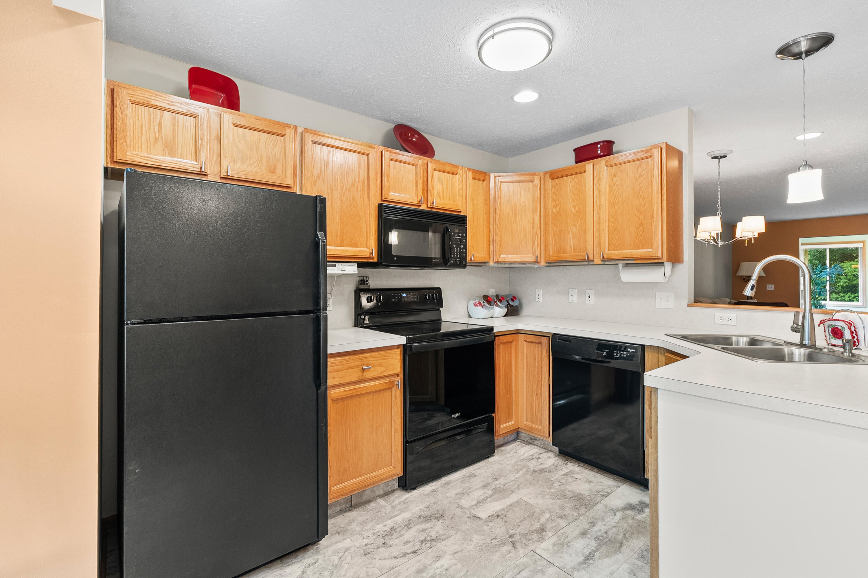 121 Pinegrove Drive