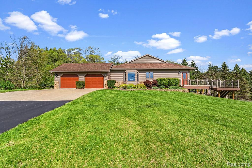 8742 Hyne Road