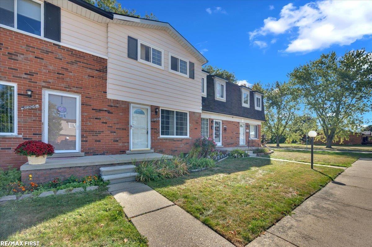 51204 Cathryn Ct. Court