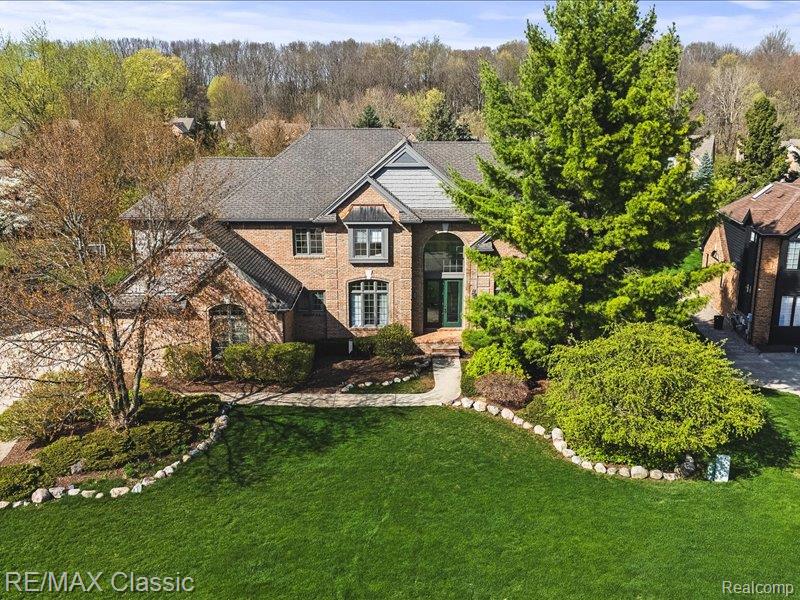 12282 Deer Creek Circle