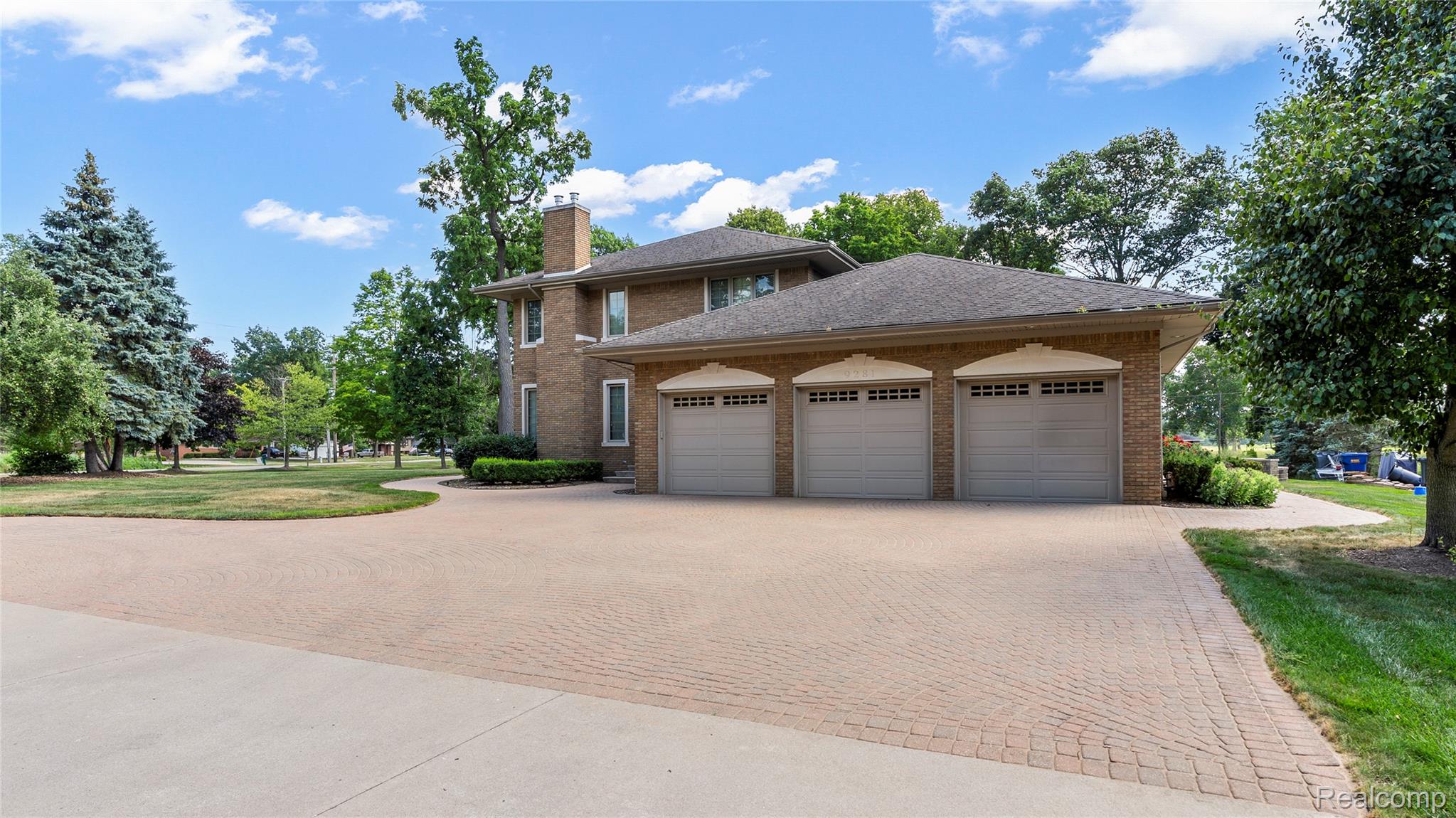 9281 Island Drive