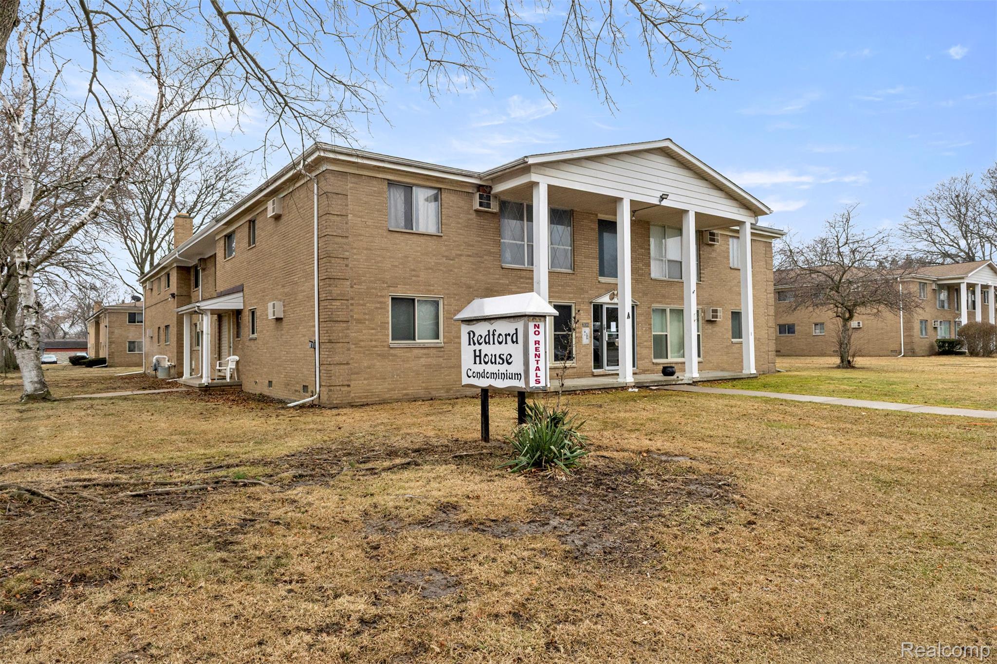 26305 W 7 Mile Road 101