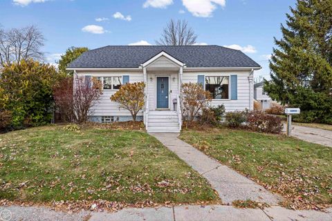 22915 E 13 MILE Road St Clair Shores City MI 48082