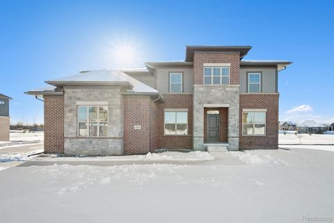 Photo of 12052 Moore Lane, Washington Township, MI 48094 (MLS # 20251038198)