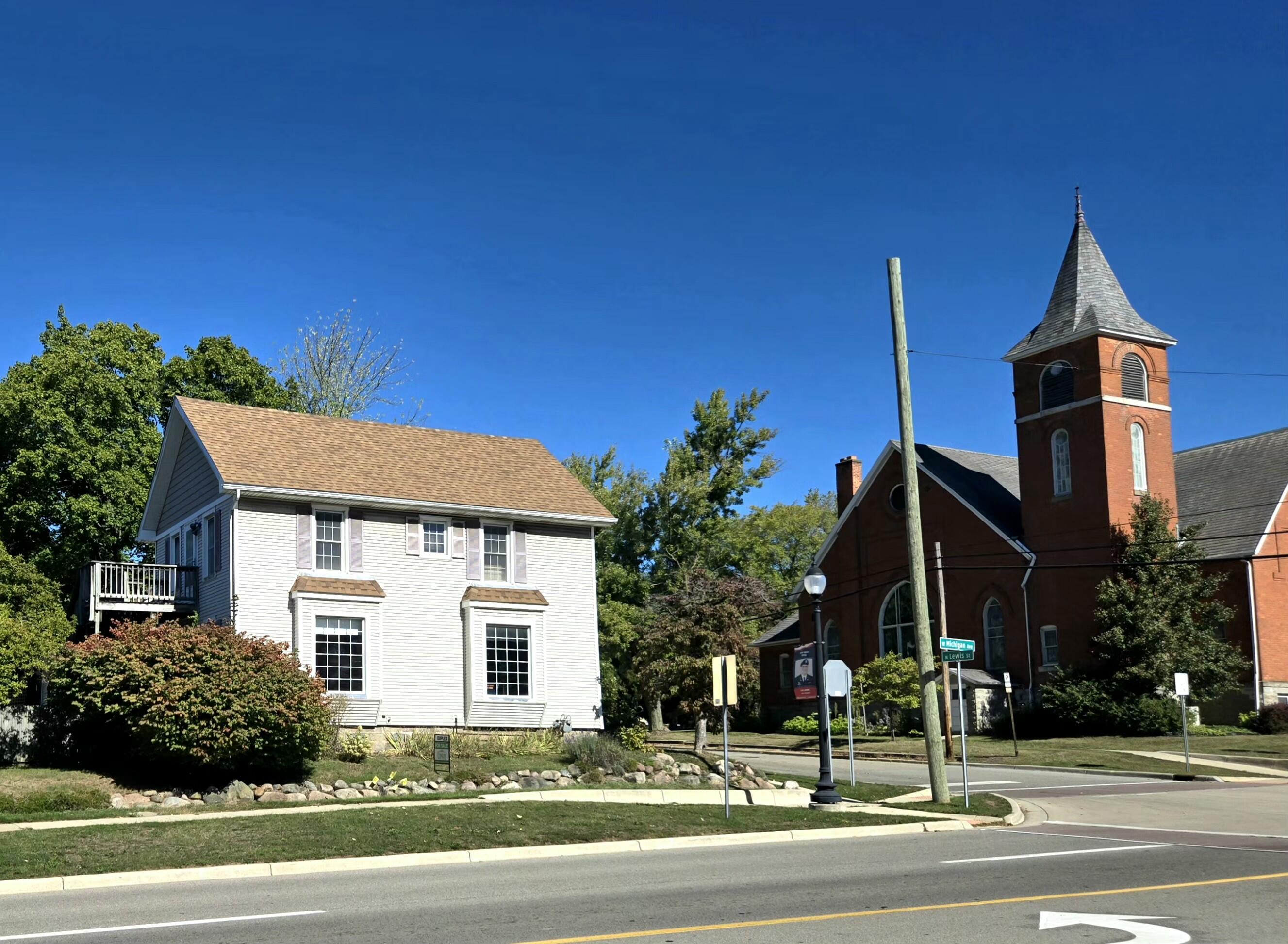 101 N Lewis Street