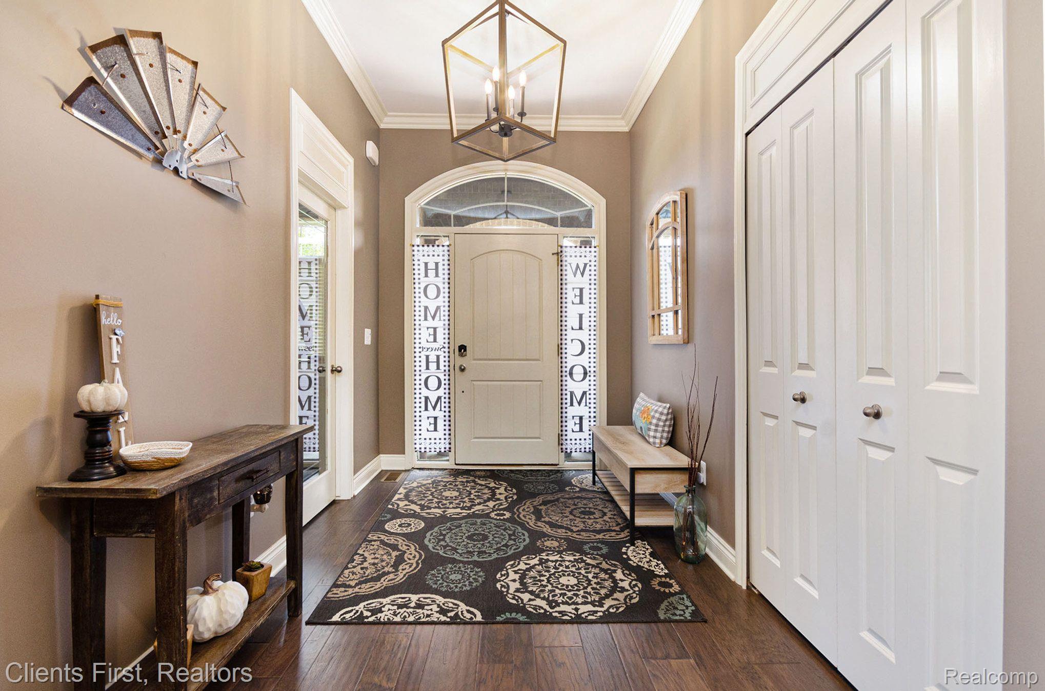 60975 STONECREST Drive