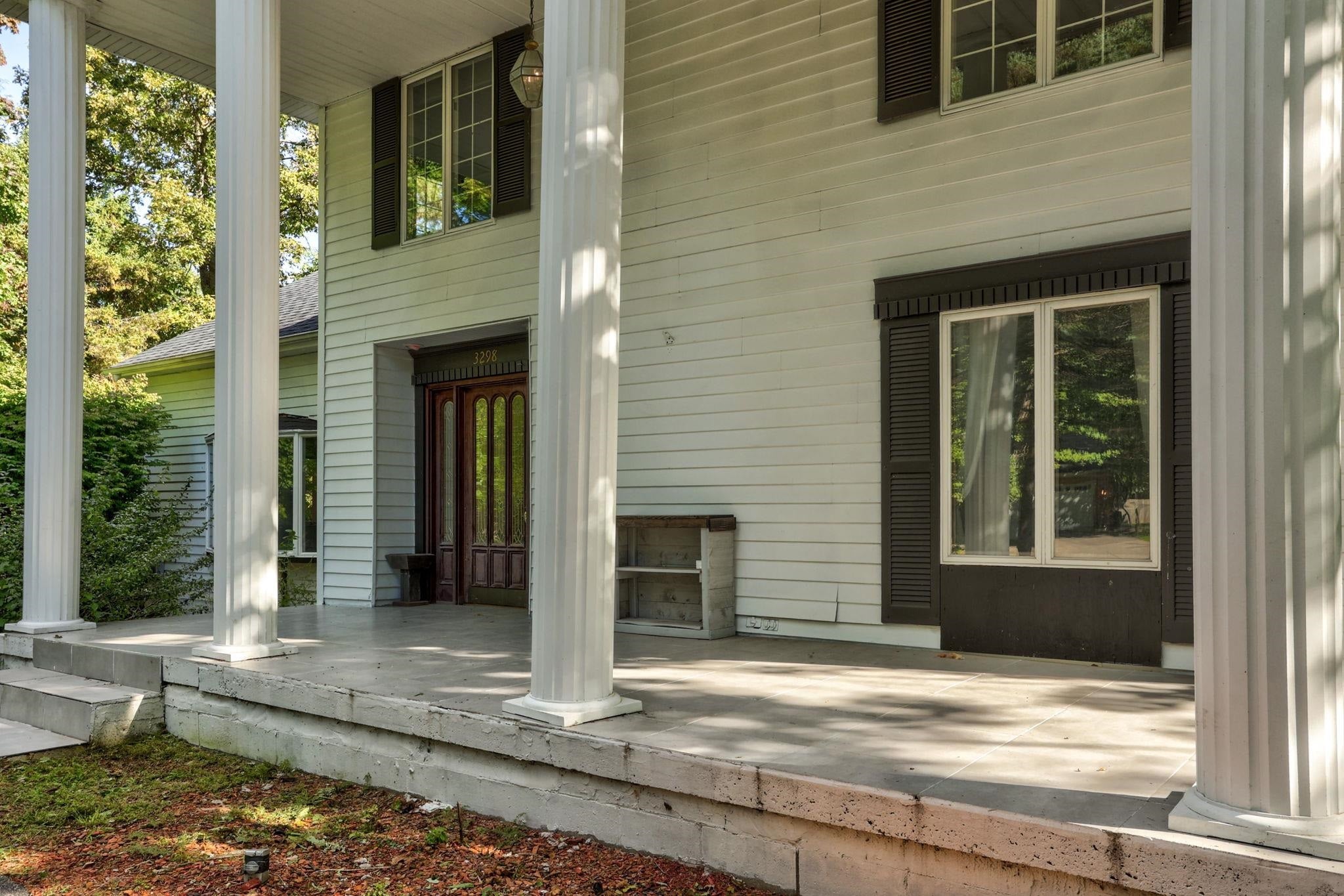 3298 Foss Drive