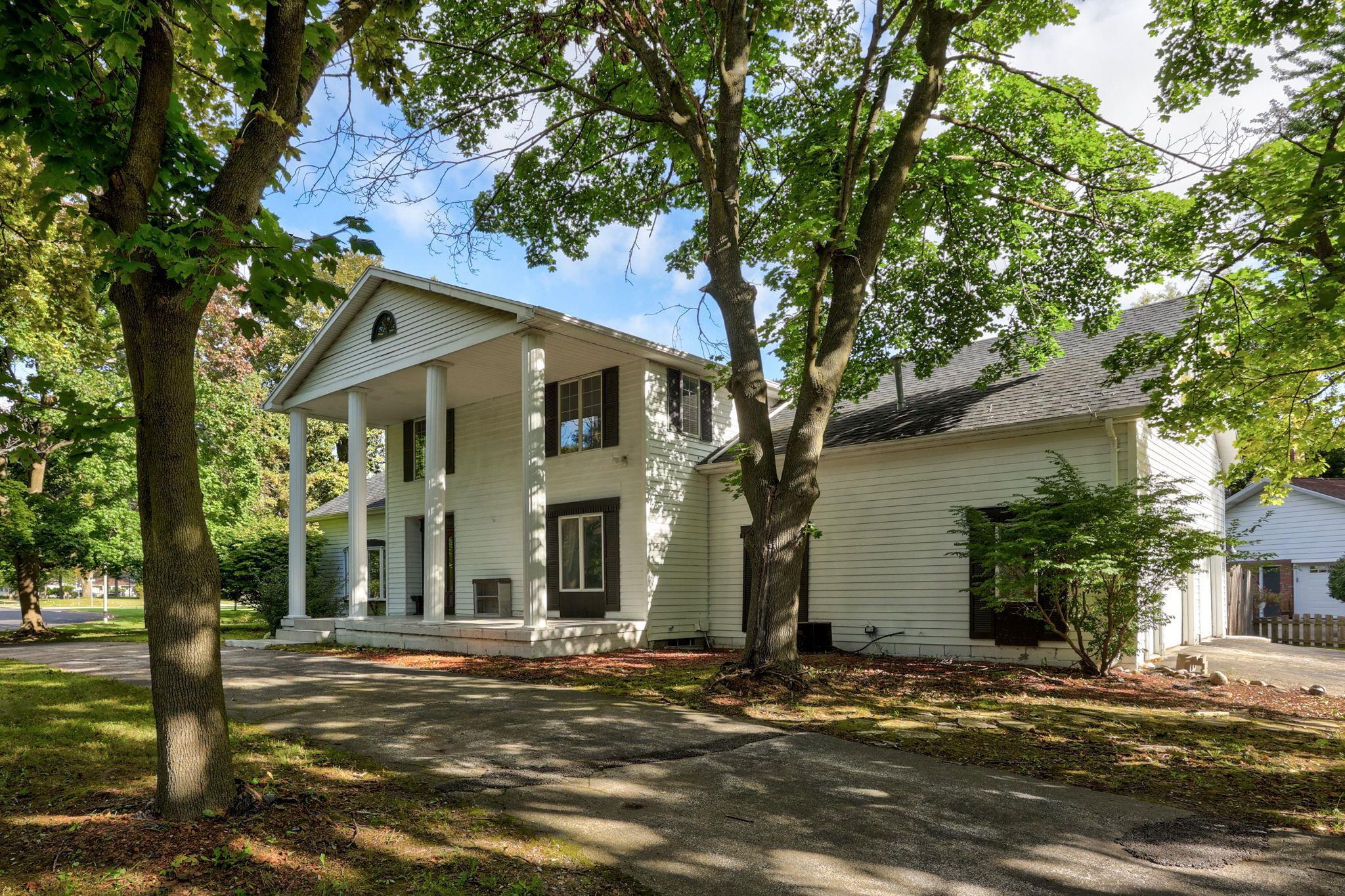 3298 Foss Drive