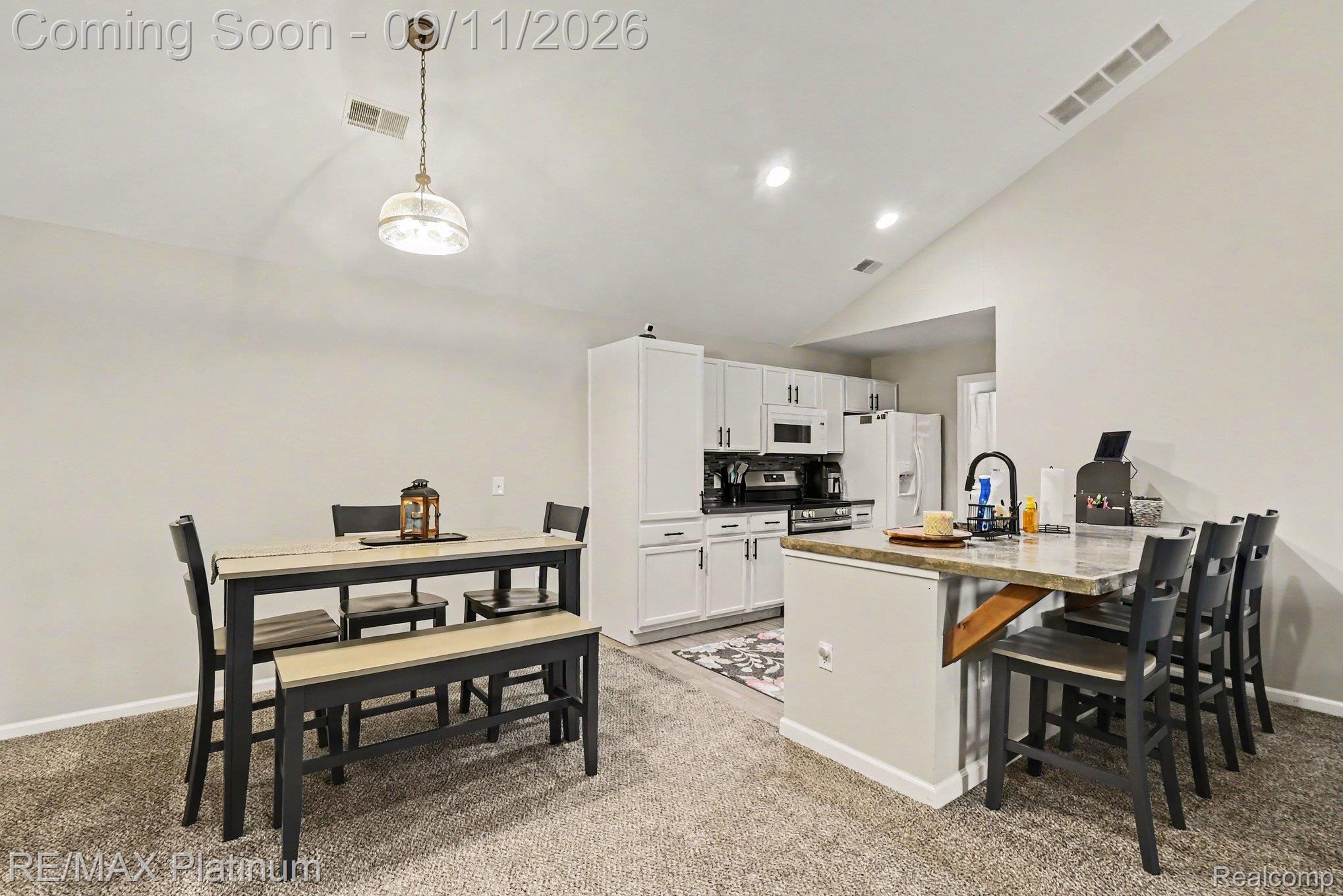 578 Olde English Circle