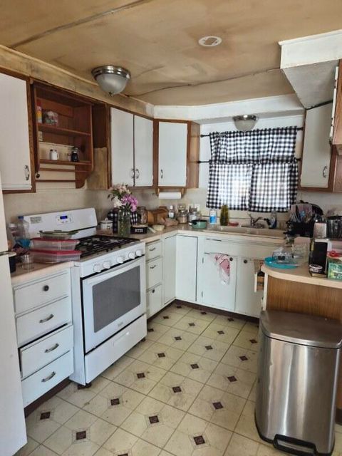 Tiny photo for 204 Henry St, Coldwater City, MI 49036 (MLS # 53026005969)