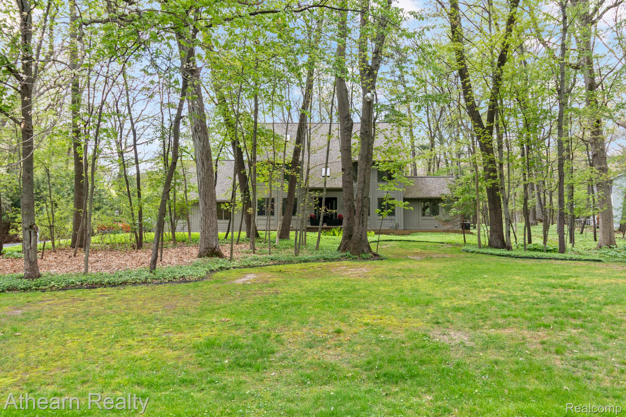 5126 Braddock Court