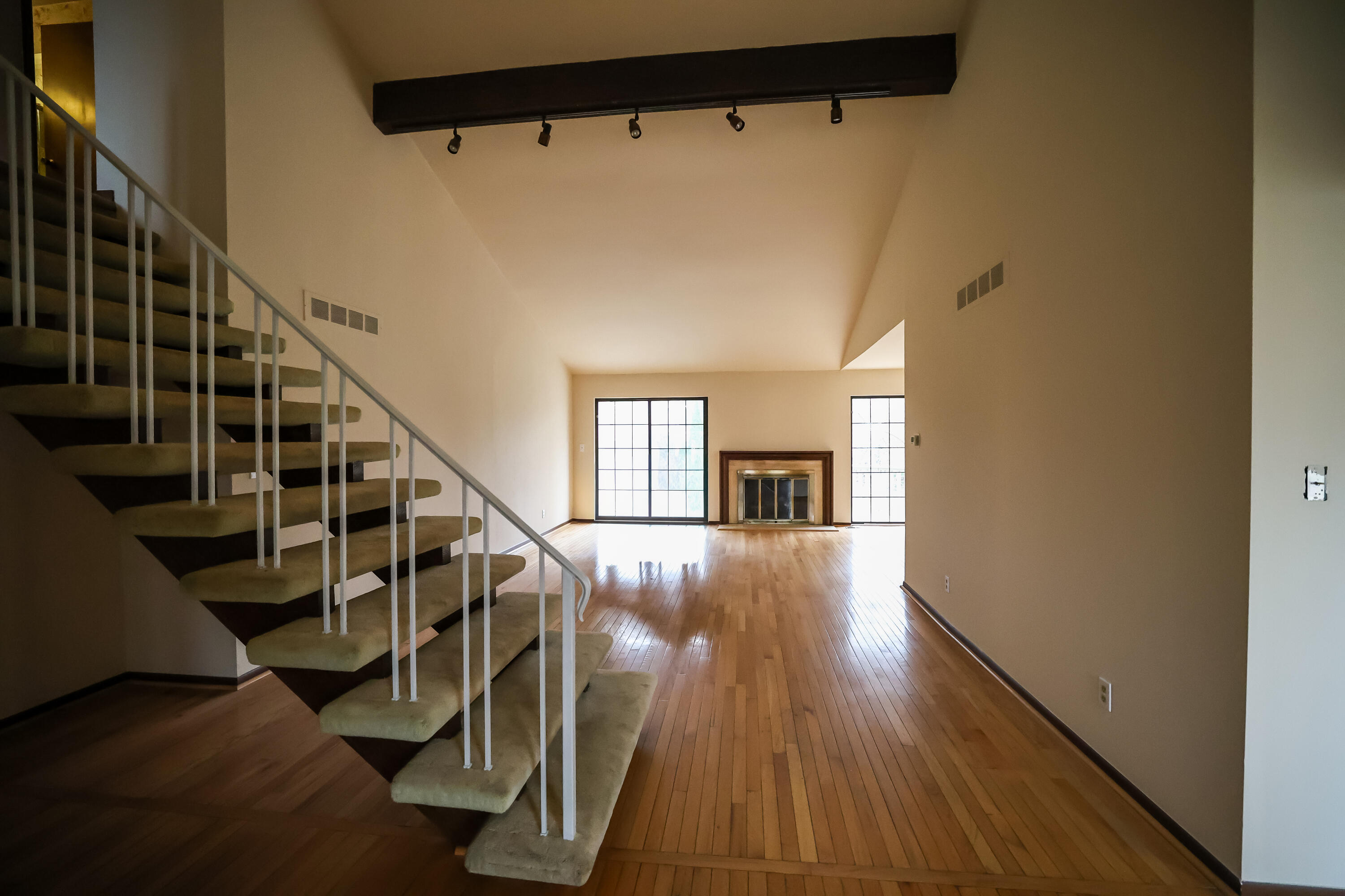 7233 Creeks Bend Drive