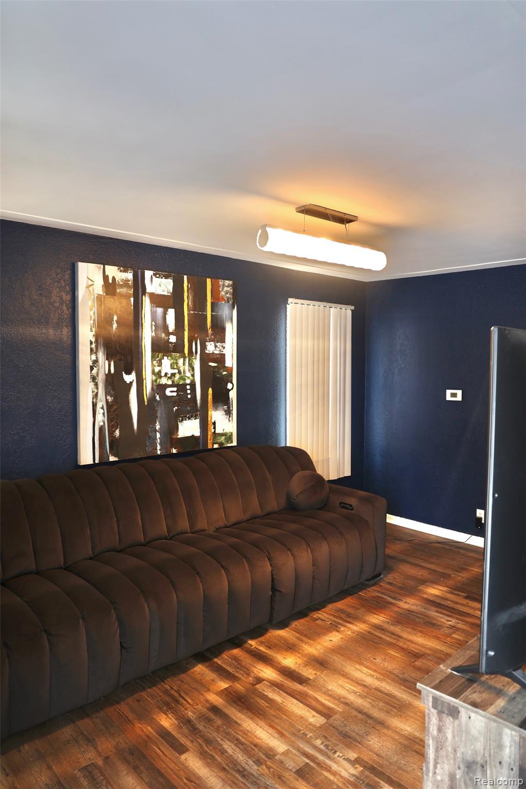 2729 Chicago Boulevard