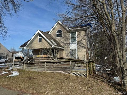 612 Clinton Street Flint City MI 48507