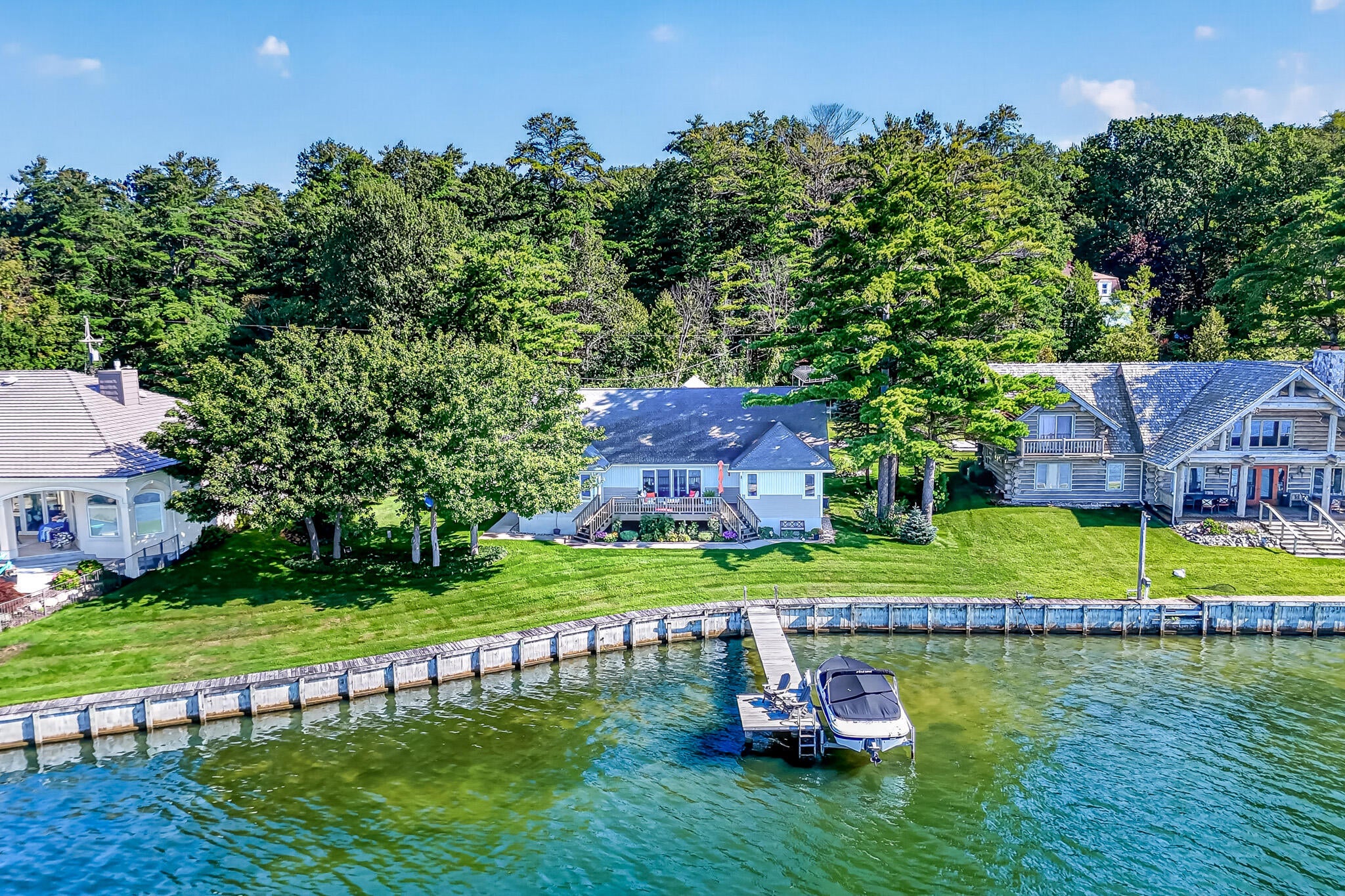 817 E Lake Road
