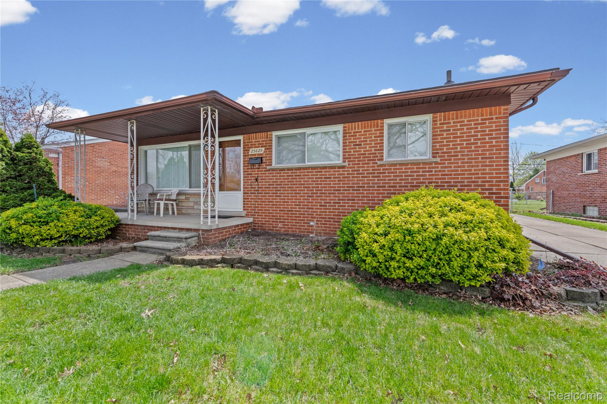 25629 Ridgeway Street