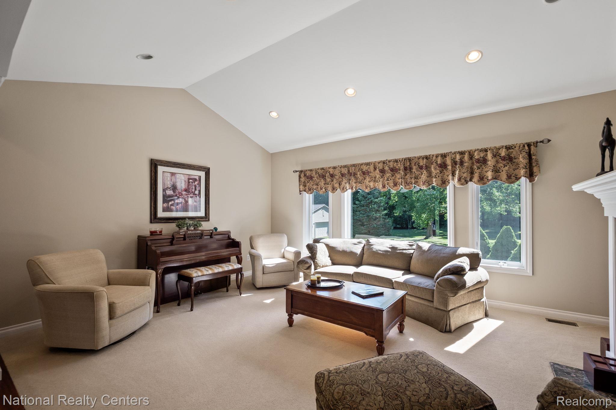 10180 Hadley Road
