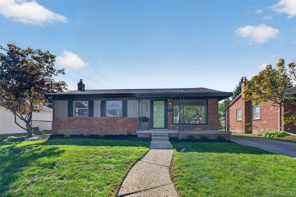 16354 DRAKE ST, SOUTHGATE, MI 48195 - Image 1299a7696d8a5bb61e5f8bb7eb24f9ef/4230452289