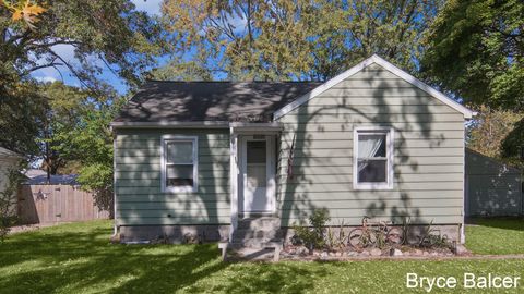 Photo of 1650 Bush Avenue, Muskegon Charter Township, MI 49441 (MLS # 65025053483)