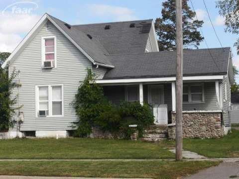 406 W Silver Lake Road