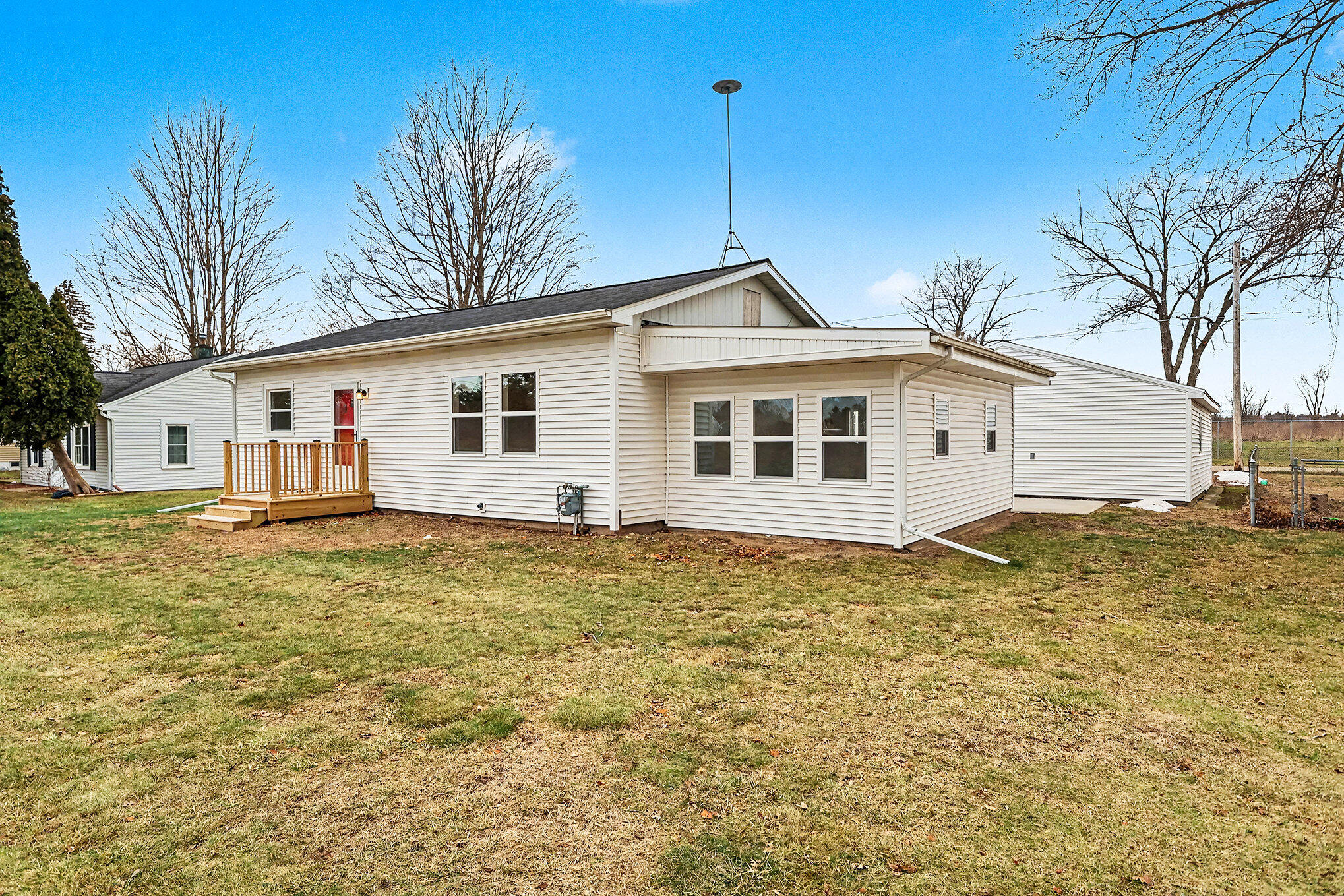 1048 S Kalamazoo Avenue