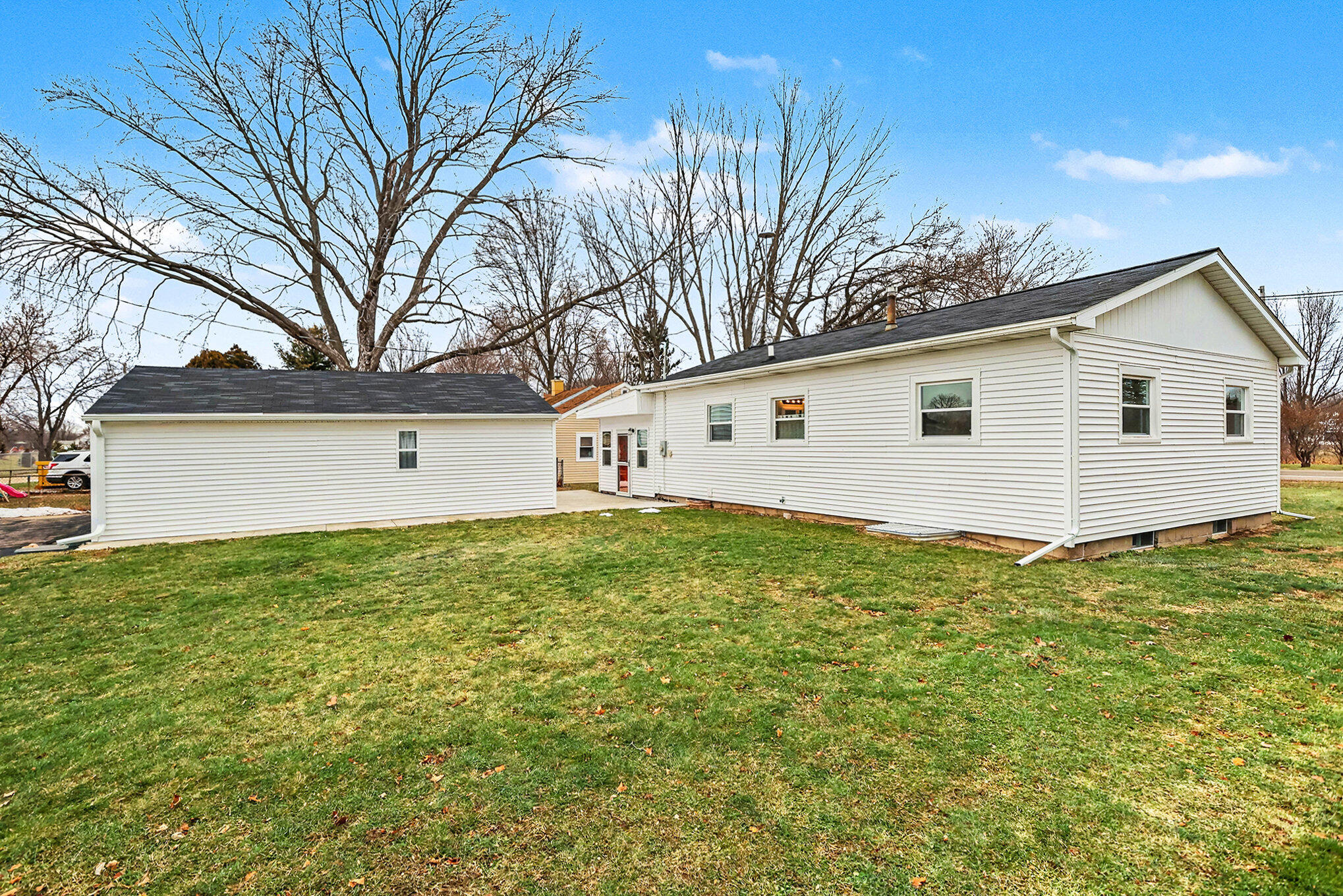 1048 S Kalamazoo Avenue