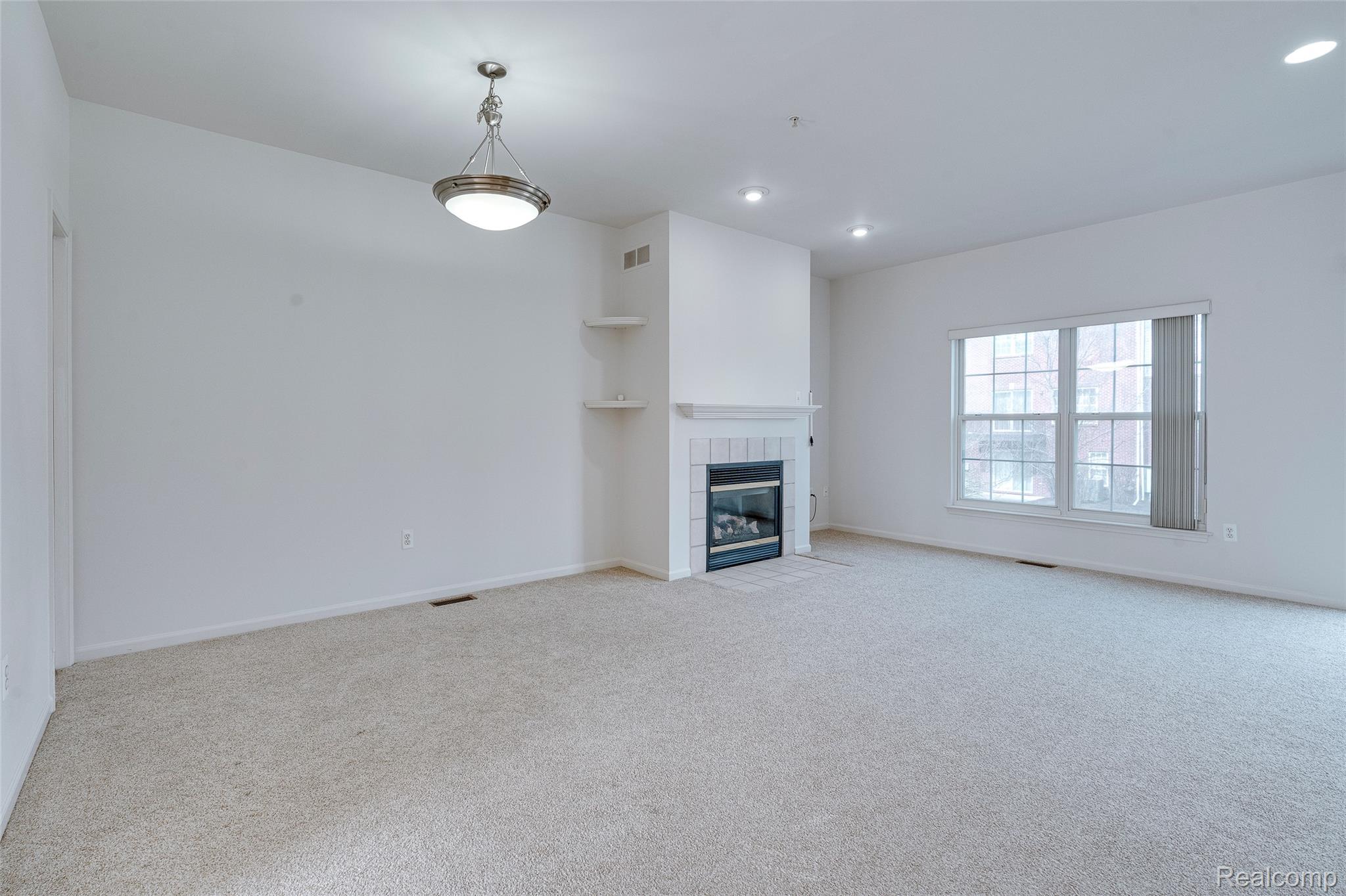 43846 Cherry Grove Court E