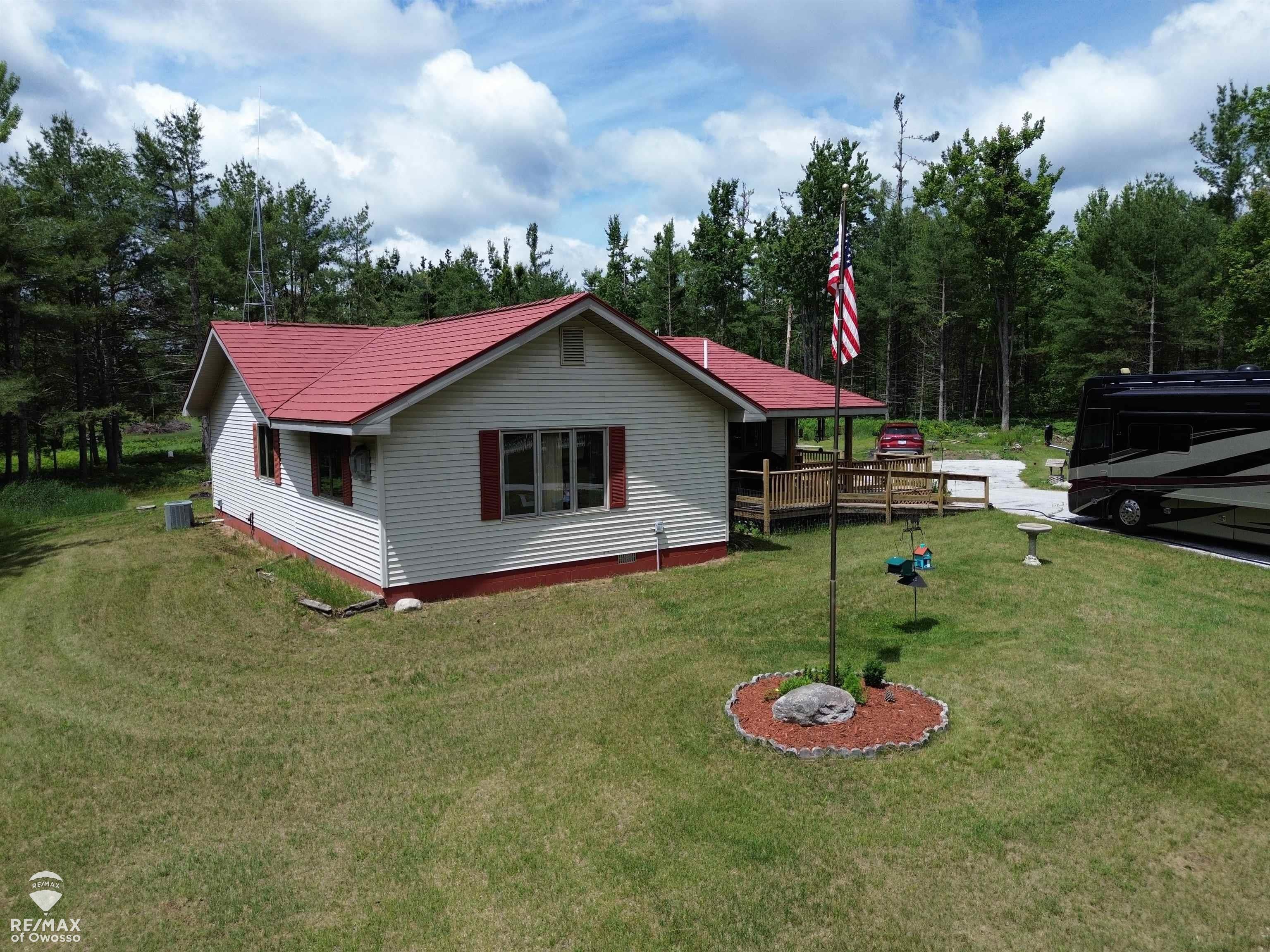 6800 Birch Valley Trail