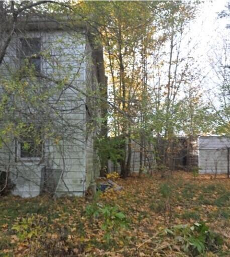 10044 8 Mile Road
