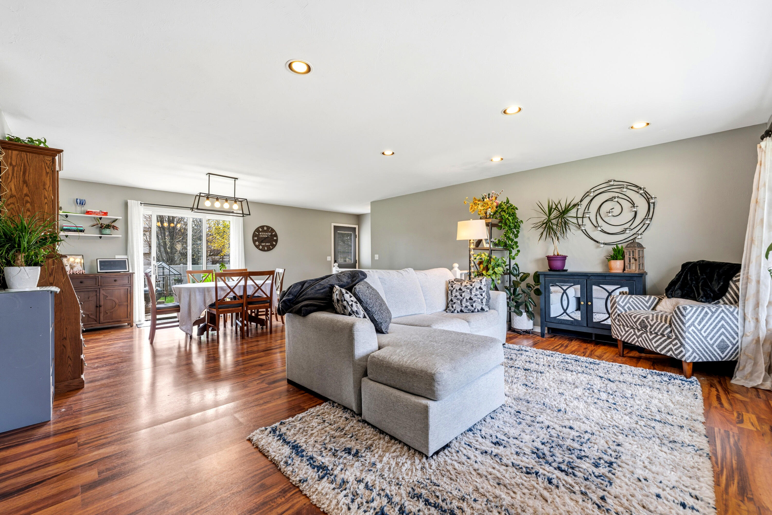 10110 E Riley Street