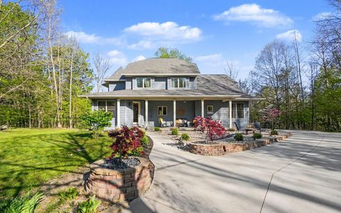 Photo of 14888 County Road 687, Geneva Township, MI 49090 (MLS # 66026023320)