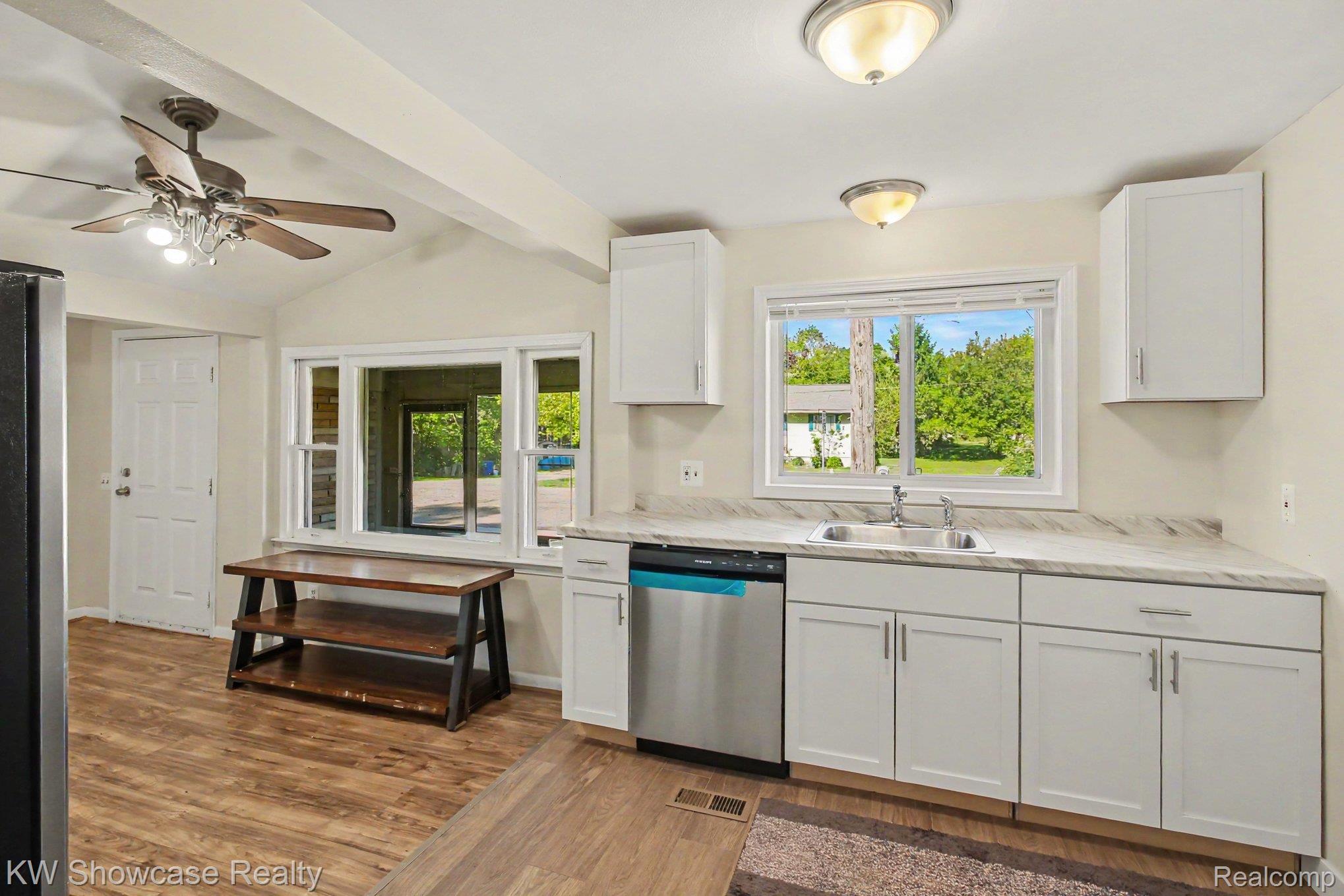 349 W Livingston Road
