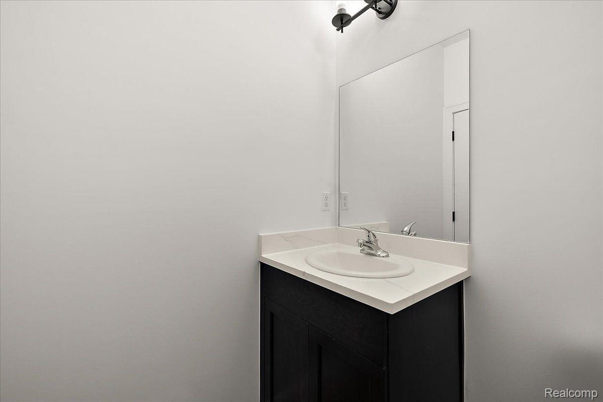28326 Nadia Lane