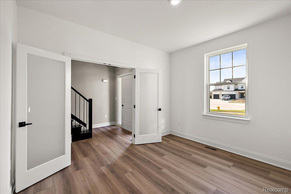 28326 Nadia Lane