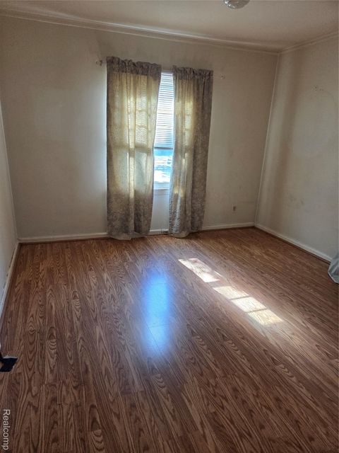 Tiny photo for 2138 Ridgemont Road, Grosse Pointe Woods City, MI 48236 (MLS # 20251042661)