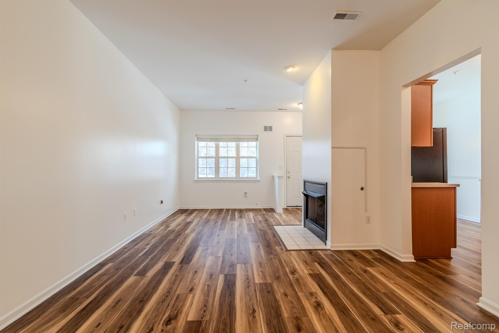 39696 Rockcrest Lane