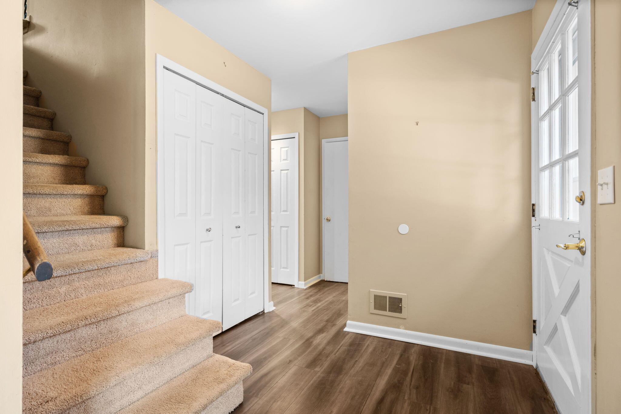 2431 Roanoke Drive
