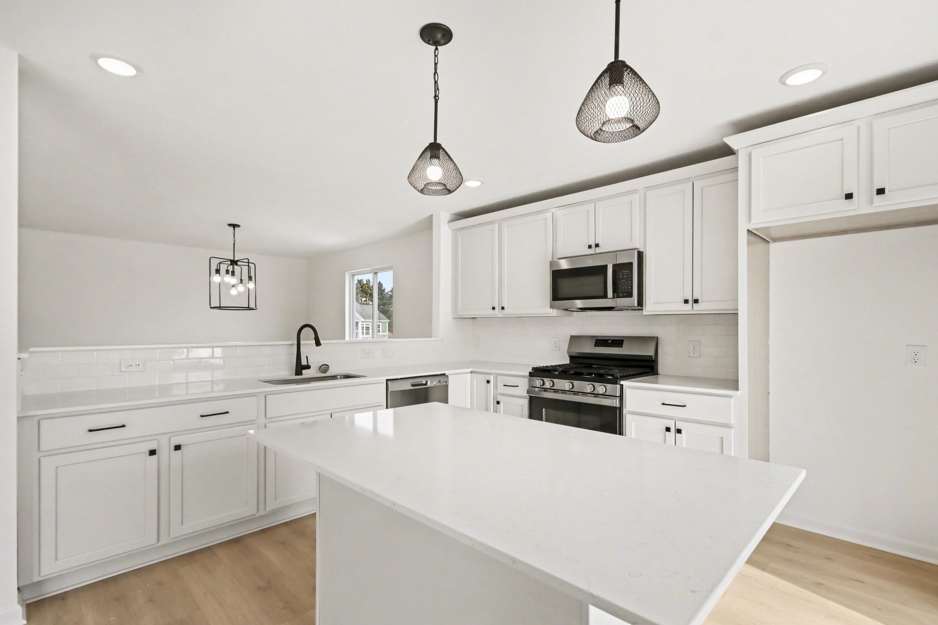 5105 Buxton Trail